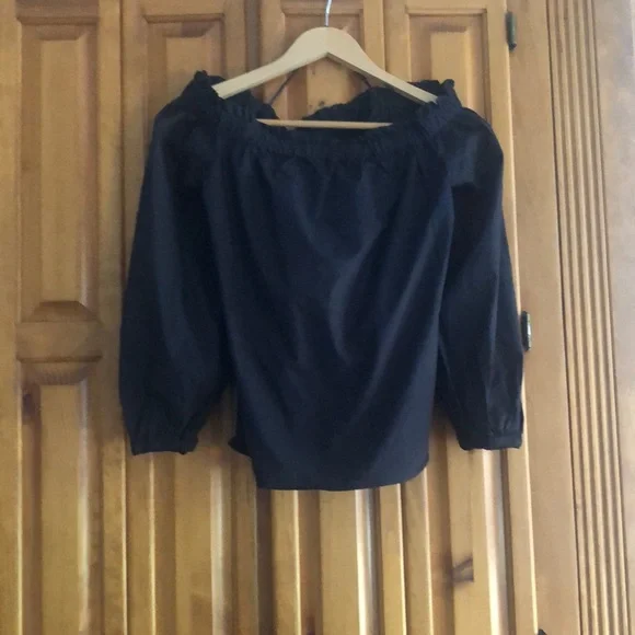 J Crew off/on the shoulder ruffle blouse 3/4 sleeves elasticized curved hem - Picture 2 of 3